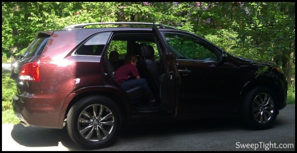 kia-sorento-kid-pickup kia sorento