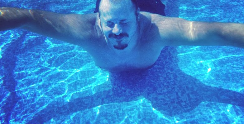 Underwater pics with LifeProof case