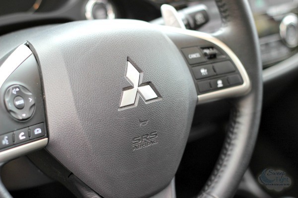 2015 Mitsubishi Outlander steering wheel. 