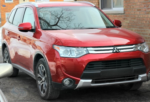 2015 Mitsubishi Outlander Impressive Safety Features