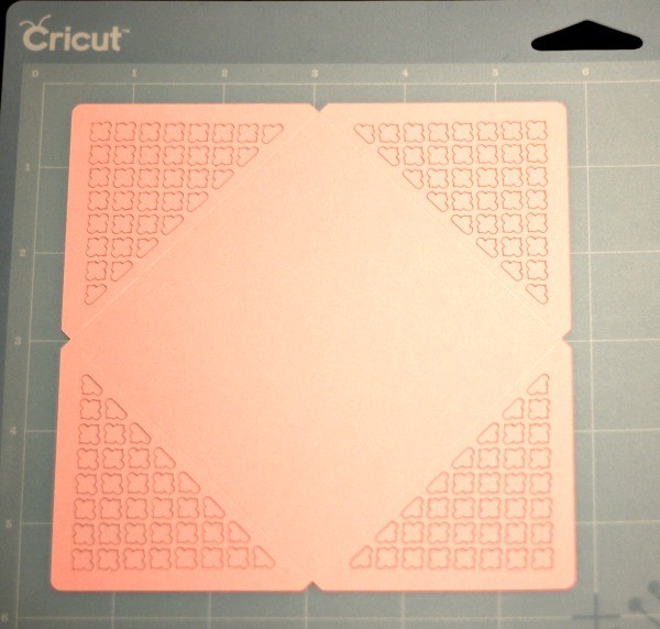 Cookie holder craft for the Cricut.