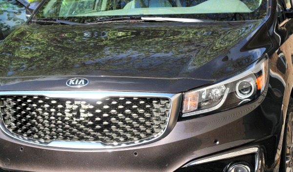 2015 Kia Sedona - Spacious Family Vehicle