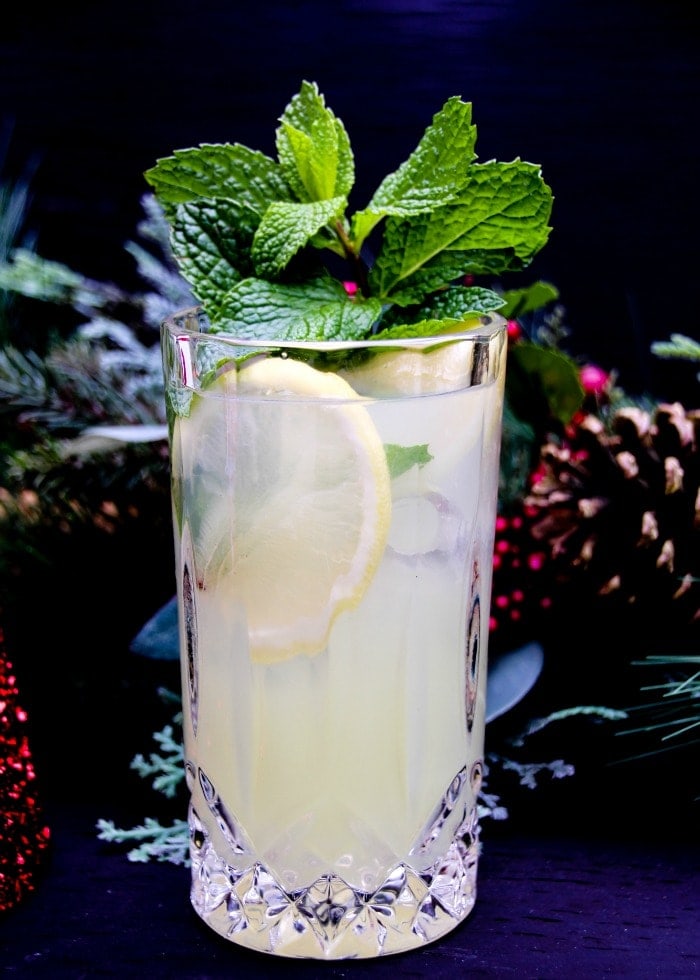 Lemonade Mint Cheer Holiday Cocktail Recipe