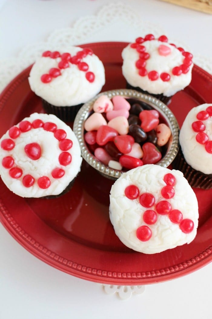 Dark Chocolate Cupcake Recipe - Valentine's Day Cupcakes
