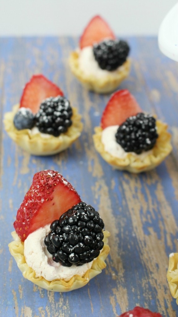 Easy Mini Fruit Tart Recipe - 4th of July Party Food