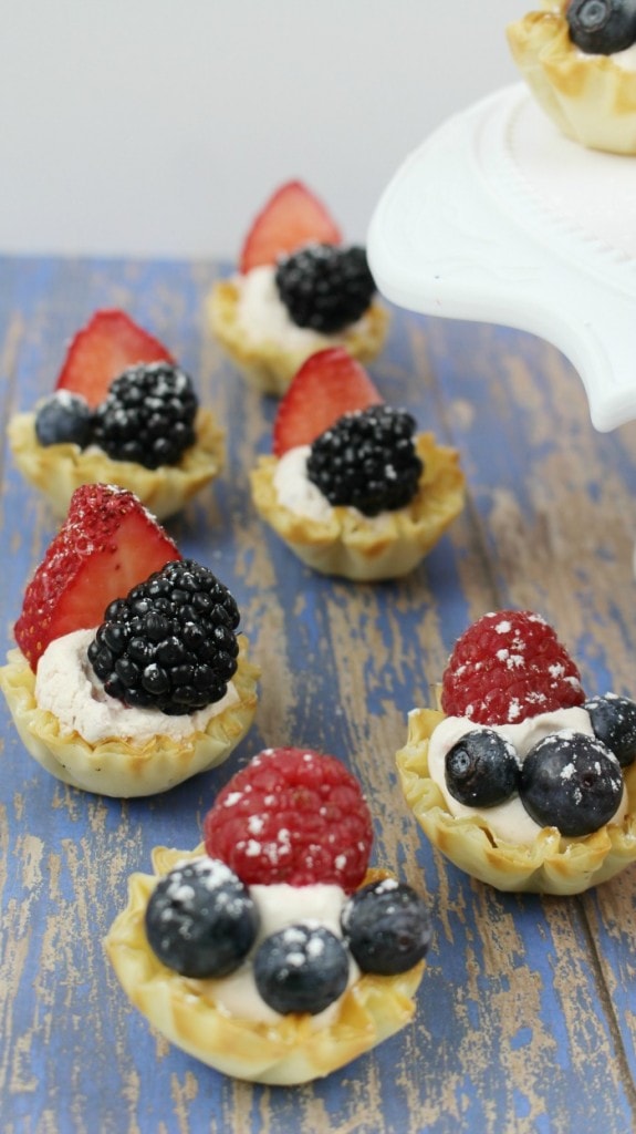 Easy Mini Fruit Tart Recipe - 4th of July Party Food