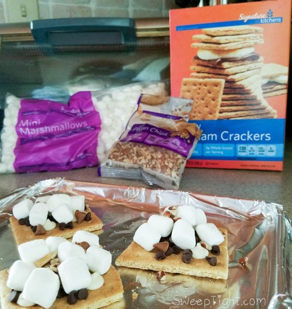 Add my signature indoor s'mores recipe to your toaster oven recipes! #MySignatureMoments #sponsored