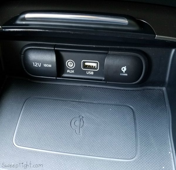 2016 Kia Optima Review - charge all the things