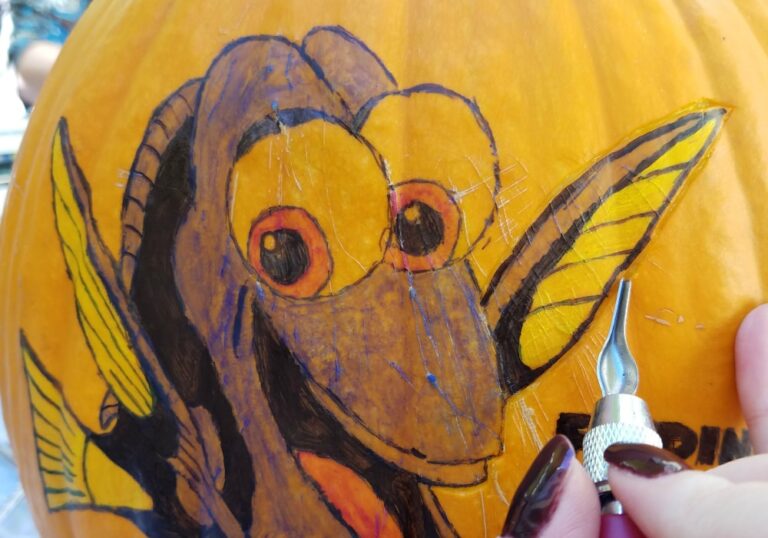 Finding Dory Pumpkin Carving Like a BOSS #FindingDoryBluray