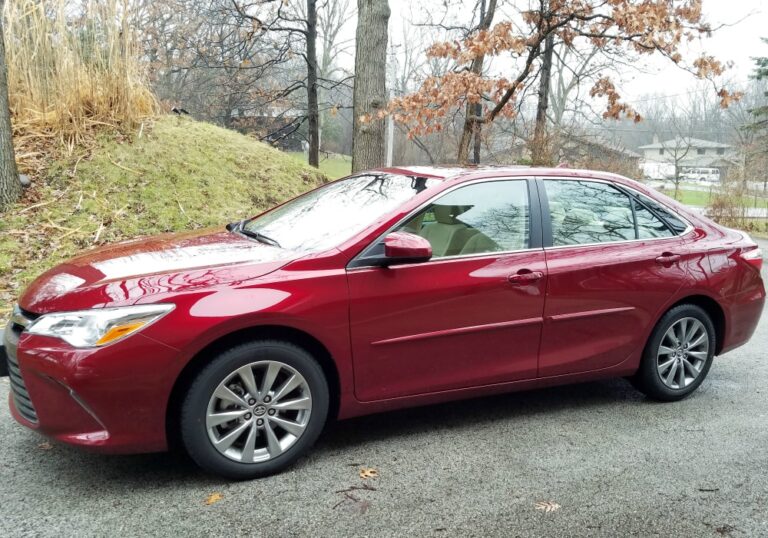 2017 Toyota Camry XLE Review #DriveToyota AD