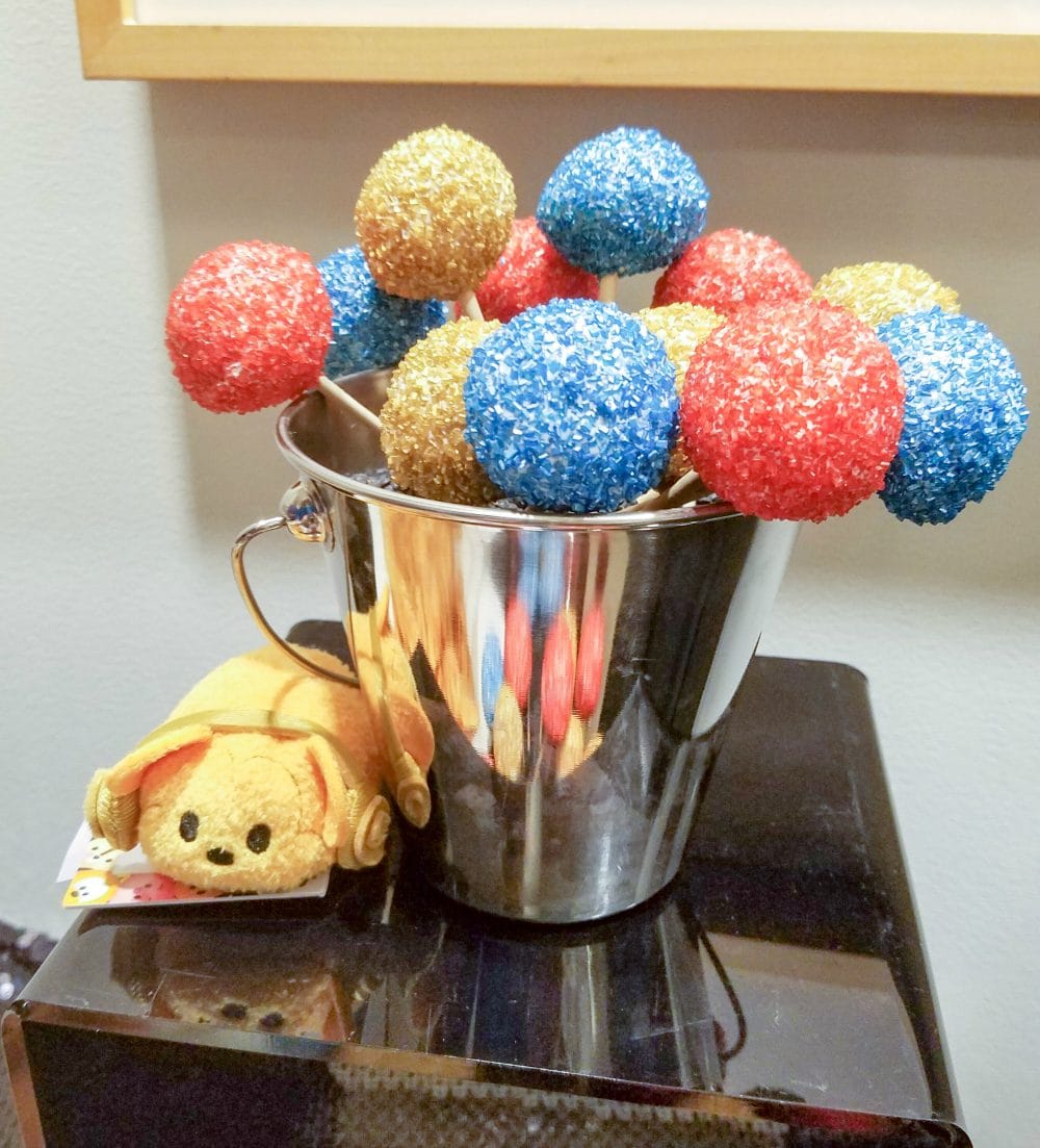 How to Host the Best Radio Disney Music Awards Viewing Party with Printables