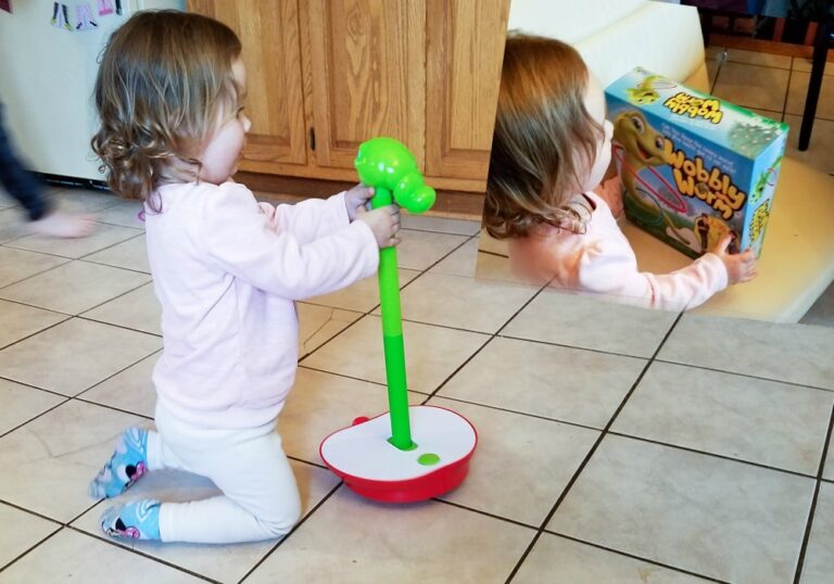 Get the Whole Faming Laughing and Moving with the Wobbly Worm Game