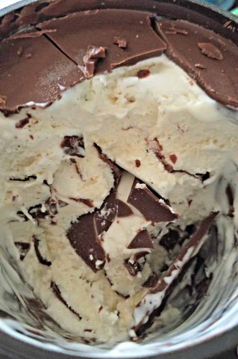 Magnum Ice Cream - The Best Ice Cream for Chocolate Lovers #BreakintoMagnumTubs  #Targetfinds AD