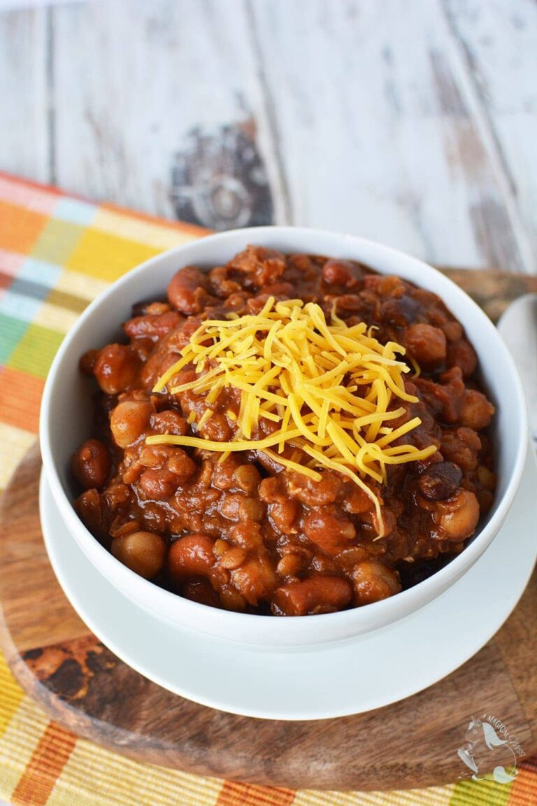Easy Three Bean Slow Cooker Chili Recipe