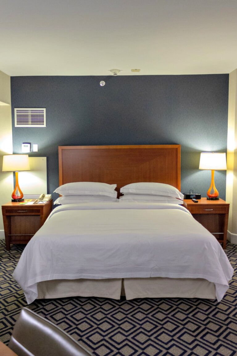 Best hotel outside of Chicago for families and golfers