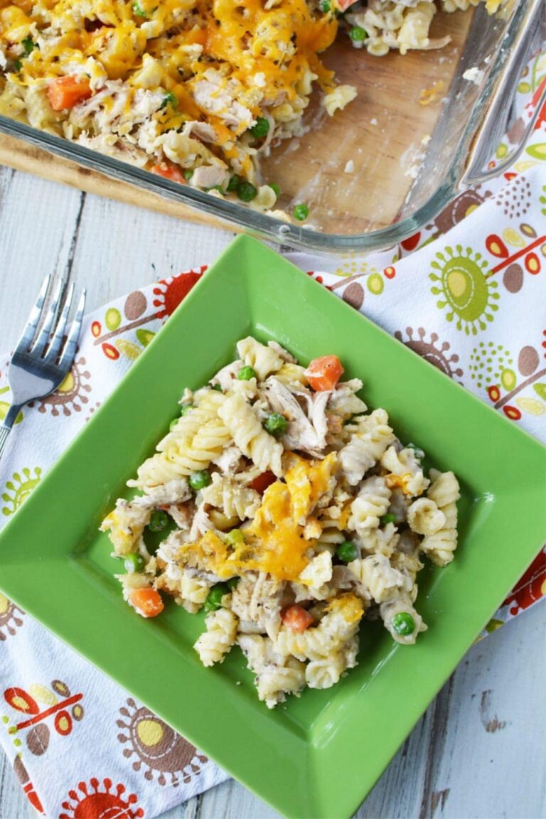 Leftover Turkey Recipes - Turkey Pasta Bake with Veggies and Cheese