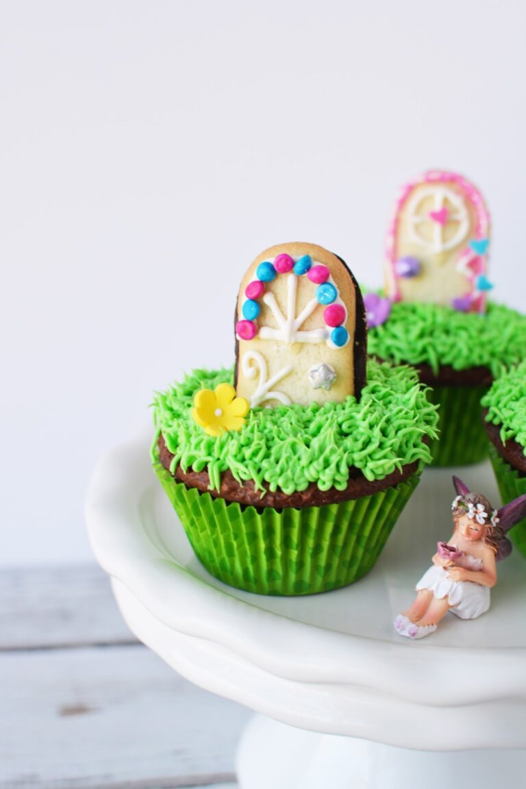 Pretty magical door cupcakes