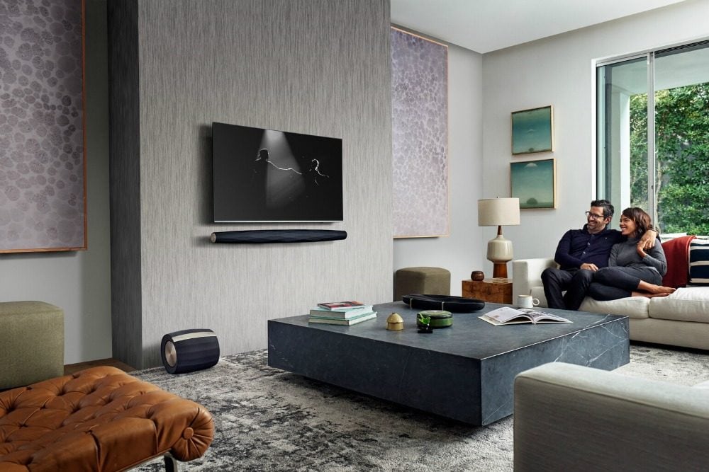 Formation products in a sharp living room. 
