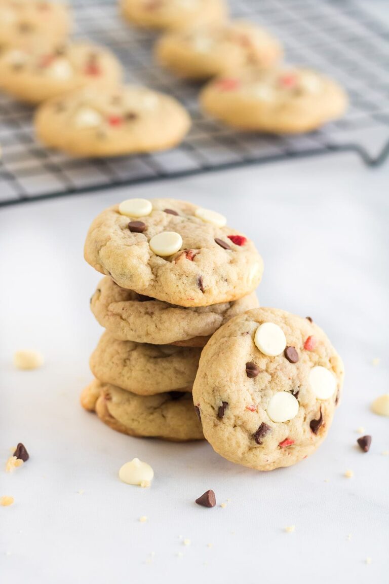 Cheesecake cookies stacked