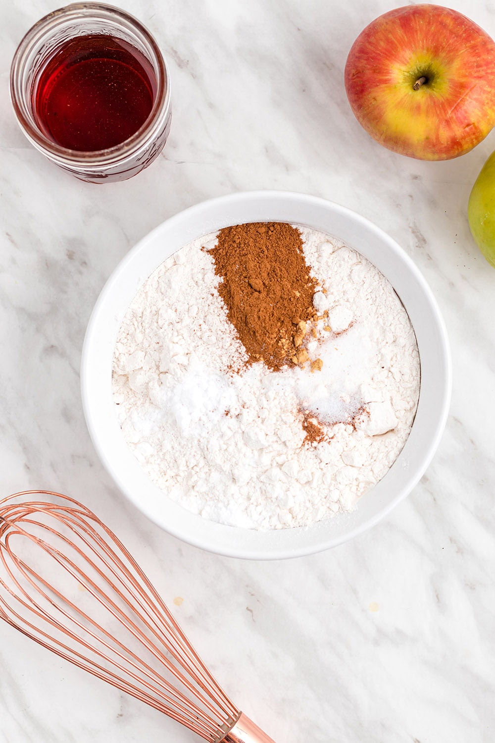Flour and cinnamon in a bowl.