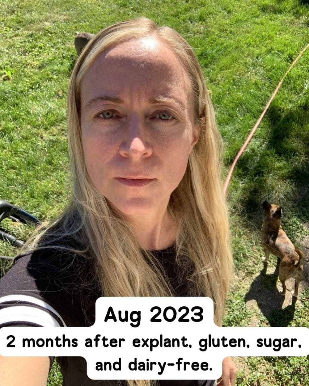 Jen taking a selfie outside. 