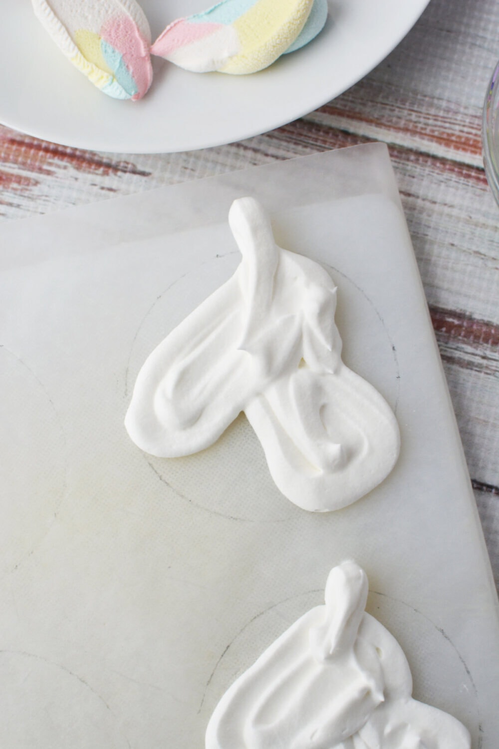 Creating a whipped cream unicorn