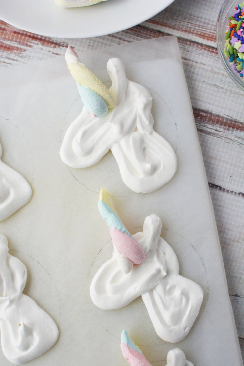 Adding a rainbow marshmallow as a unicorn horn