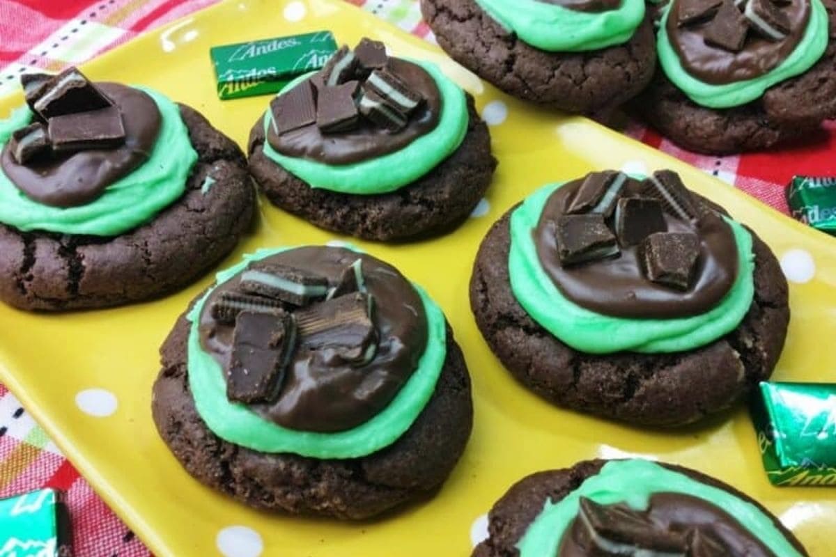 mint grasshopper cookies with Andes 
