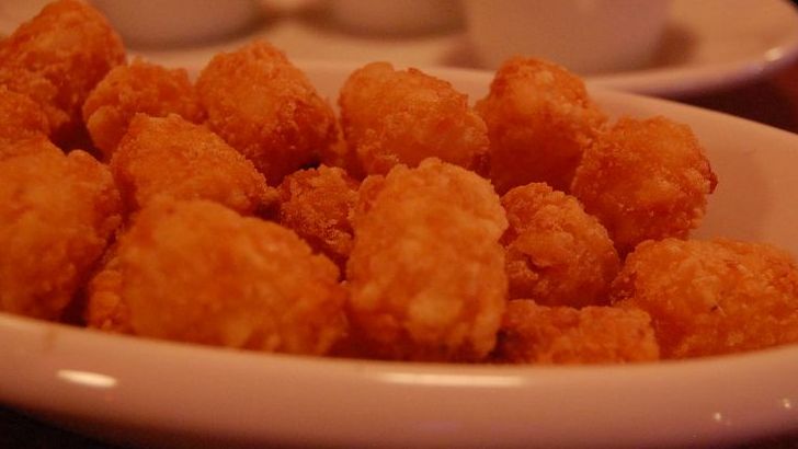 9 Nostalgic School Lunches That Defined A Generation