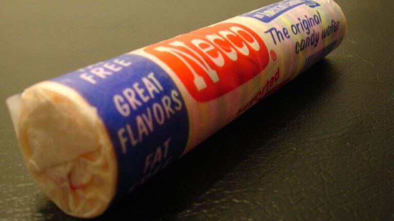 8 Lost Candy Brands That Shaped Childhood Memories – Historians Explain