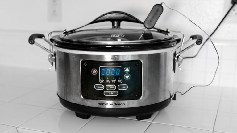 How the Slow Cooker Became a Suburban Kitchen Icon, Report Finds