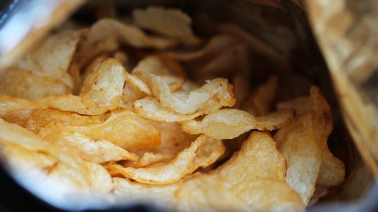 The Story Behind the Invention of the Potato Chip, Data Shows