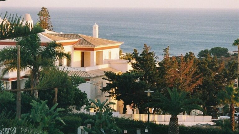 Top 6 Countries Where Americans Buy Vacation Homes Fastest, Market Data Shows