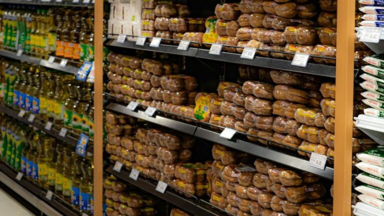 5 Grocery Store Tricks Shoppers Commonly Overlook, Former Employees Report