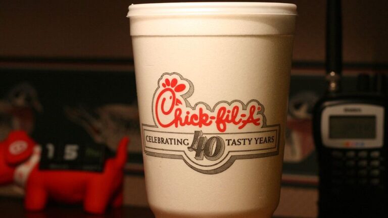 12 Fast-Food Brands Quietly Tweaking Their Menus, Analysts Observe