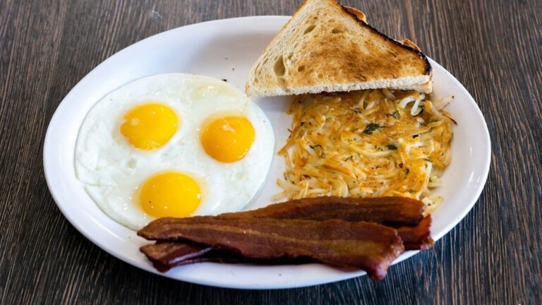 7 Classic American Breakfast Staples Fading From Diner Menus, Reports Indicate
