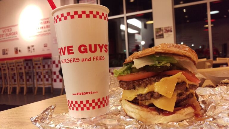 Top Fast-Food Burgers in 2025 USA Today Readers' Poll
