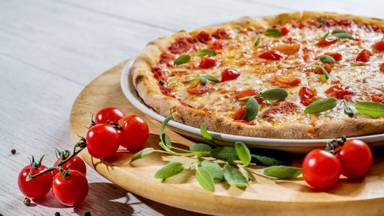 5 Nations Where Pizza Is More Popular Than the Local Cuisine