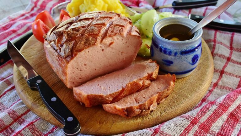 9 Old-School Meals Middle-Class Families Loved in the 1960s (Ring a Bell?)