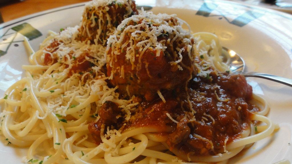 False Authenticity: 8 "Traditional" Italian Dishes That Don't Actually Exist in Italy