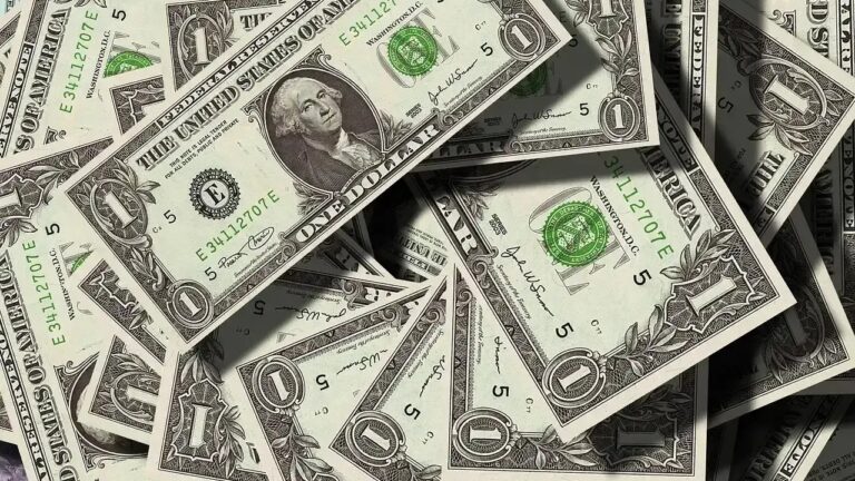 Before You Spend It: Why $1 Bill Pattern Notes Are Fetching Huge Money