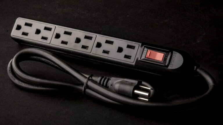 10 Illegal Electrical Add-Ons Inspectors Say Homeowners Still Try to Install