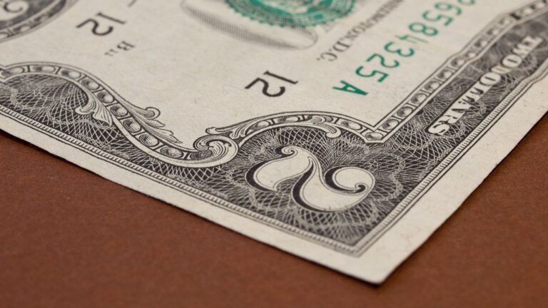 Why That Old Wallet of Yours Could Be Holding a Bill Worth Hundreds