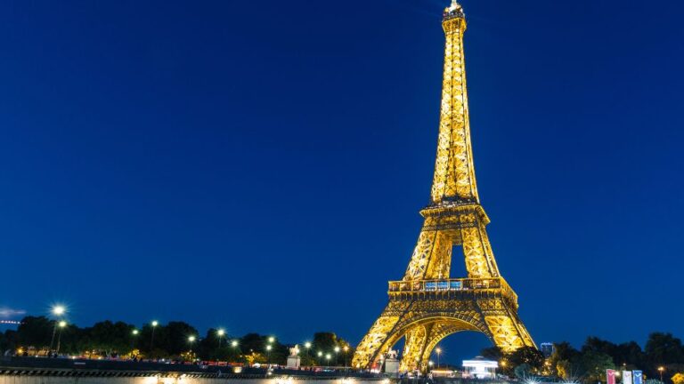 10 Countries Experiencing a Rise in American Expats, According to New Federal Data