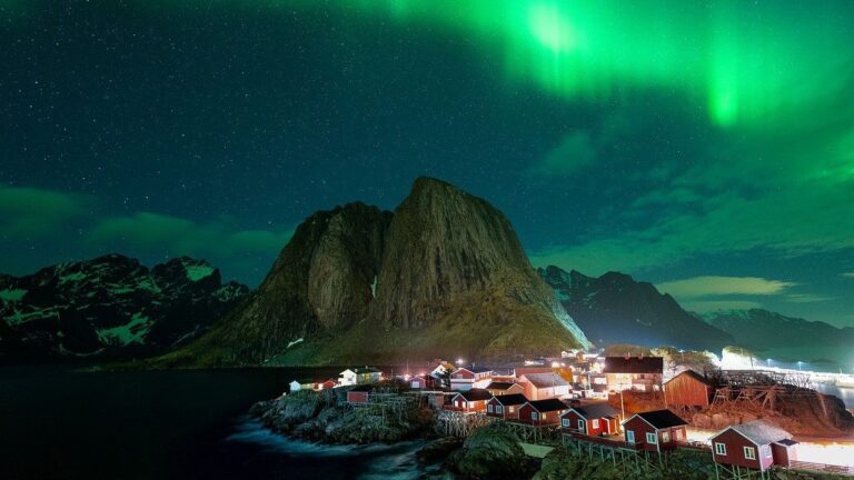 The 10 Most Beautiful Countries in the World, Ranked by Travelers