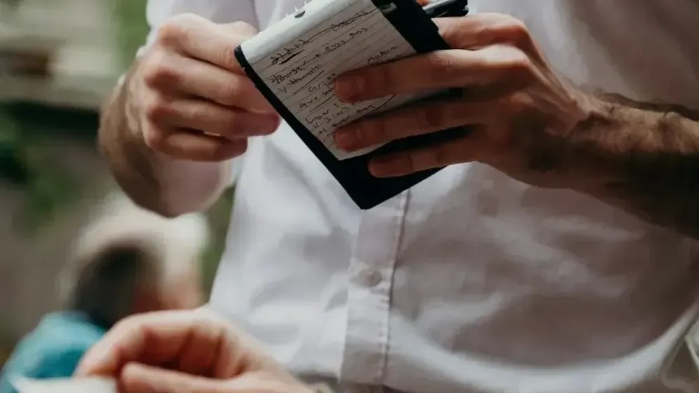 6 Restaurant Scams Insiders Say Diners Should Know About