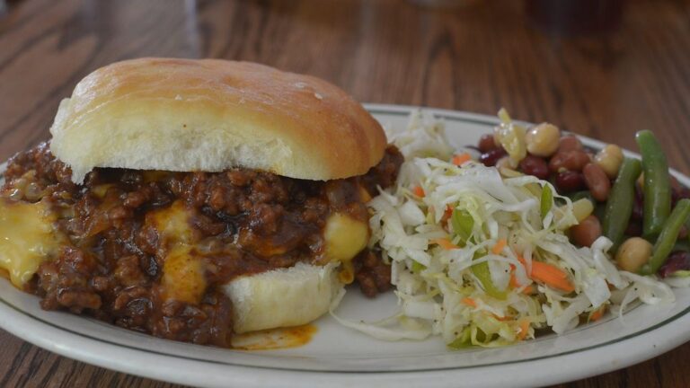 10 Meals Middle-Class Families Commonly Cooked in the 1980s