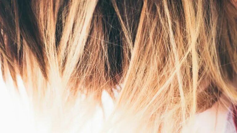 5 Hairstyles That Add Volume - and 5 That Slim the Face, Stylists Say