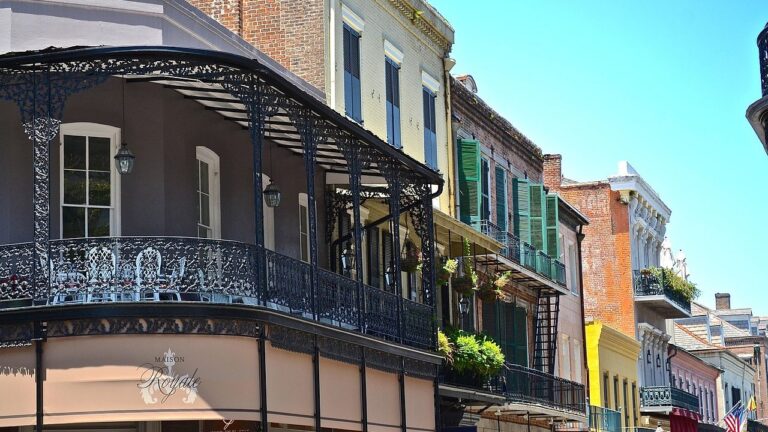 10 Streets Around the World Locals Warn You Never to Walk Alone After Dark
