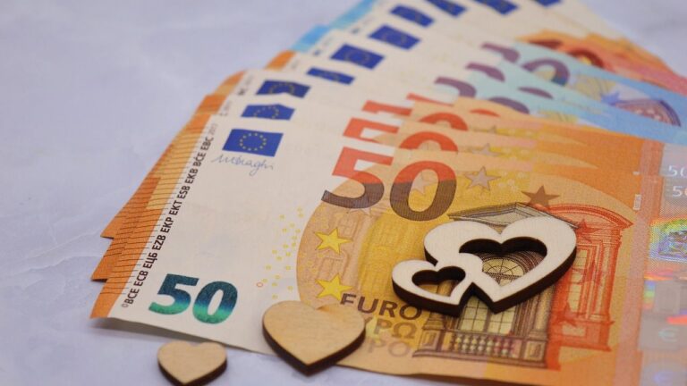 I Followed the "4% Rule" and Ran Out of Money in 10 Years: A Cautionary Story